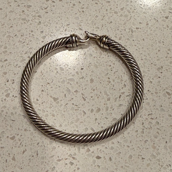 David Yurman Hook Silver and Gold Bangle Bracelet - Picture 4 of 6